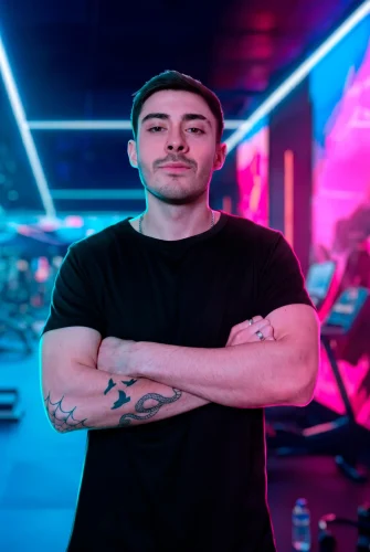santi.jpg